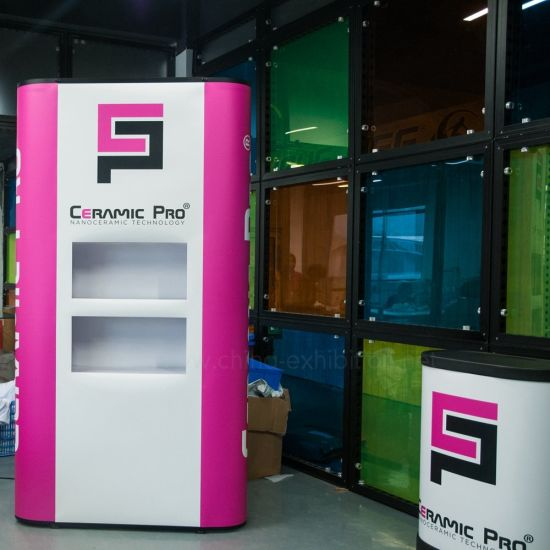 Mostra alluminio elegante da pavimento 1X3 diritta magnetica di pop up