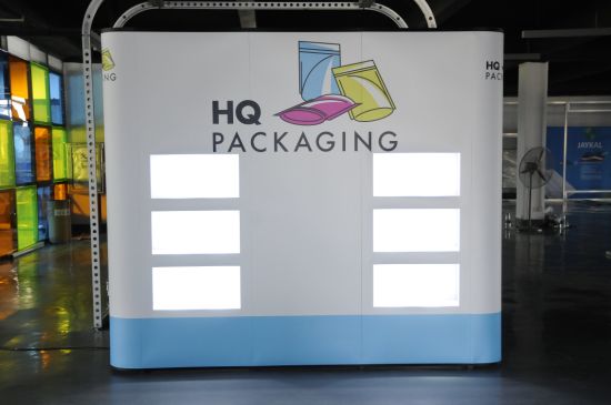 Migliori Sale pop up tessuto espositori da parete Banner tessuto stand Pubblicità Black alluminio magnetico schiocca in sul basamento Fiere